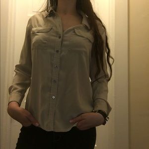 Women’s Button-Up